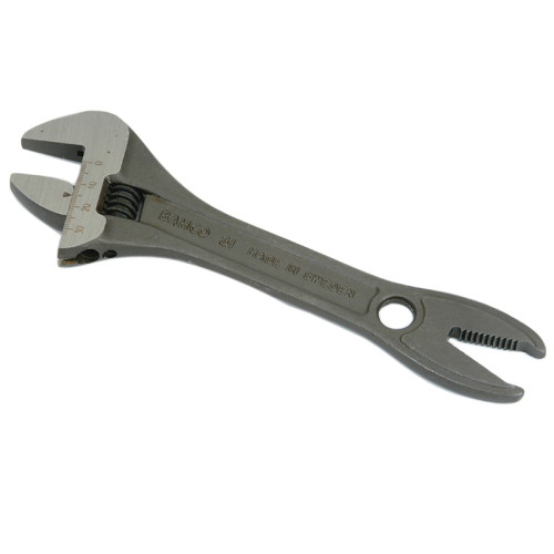 31 Black Adjustable Wrench Alligator Jaw 200mm (8in)